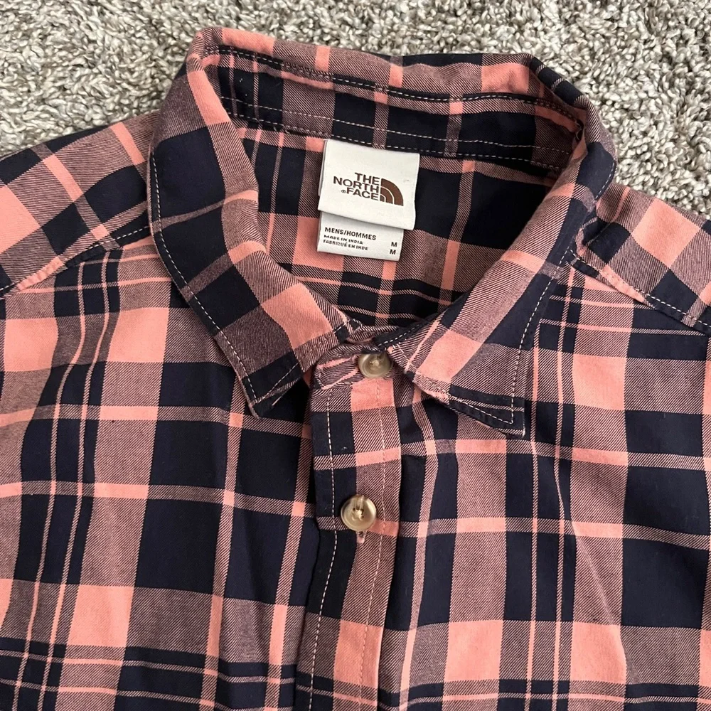 The North Face men’s button